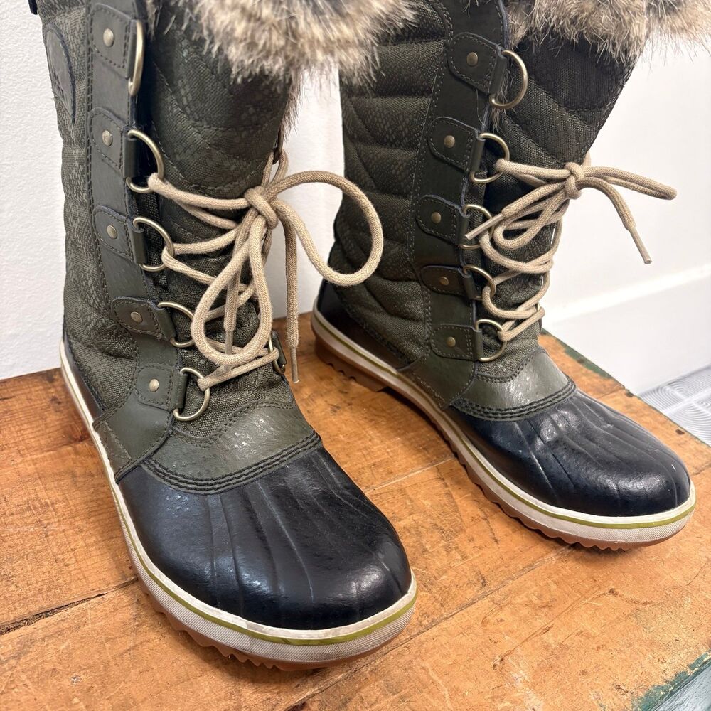 Sorel Tofino II Quilted Olive Green Winter Boots Fur Trim Sz 8.5 - Picture 4 of 7